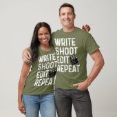 書Shoot Editおもしろい Repeat Film Makerの衣装 Tシャツ (ユニセックス)