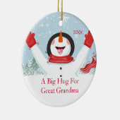 曾祖母のクリスマスの雪だるまのオーナメントのための抱擁 セラミックオーナメント (右)