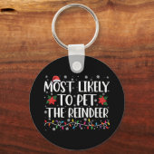 最もありそうなクリスマス家族 - トナカイをなでる キーホルダー (正面)