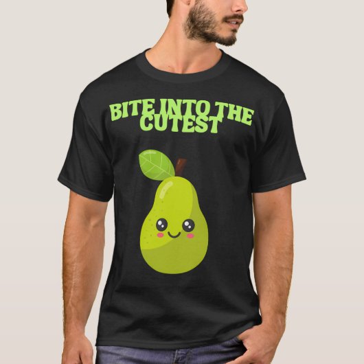 最もかわいい梨に噛みついて - クラシックバージョン Tシャツ (正面)