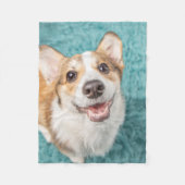 最も可愛い赤ん坊の動物 |かわいいコーギパピースマイル フリースブランケット (正面)