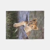 最も可愛い赤ん坊の動物 |かわいいライオンの子 フリースブランケット (正面(横))