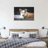 最も可愛い赤ん坊の動物 |のリラックスコーギの子犬 キャンバスプリント (インサイチュ (寝室))