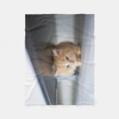 最も可愛い赤ん坊の動物 |ふわふわのオレンジ色の子猫 フリースブランケット (正面)