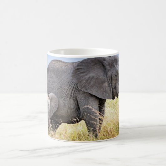最も可愛い赤ん坊の動物 |アフリカゾウ&マザー コーヒーマグカップ (中央)
