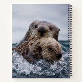 最も可愛い赤ん坊の動物 |オッターベビーとマザー ノートブック (裏面)