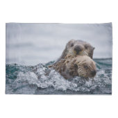 最も可愛い赤ん坊の動物 |オッターベビーとマザー 枕カバー (裏面)