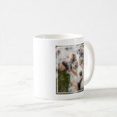 最も可愛い赤ん坊の動物 |オーストラリアの羊飼い犬 コーヒーマグカップ (正面右)