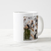 最も可愛い赤ん坊の動物 |オーストラリアの羊飼い犬 ジャンボコーヒーマグカップ (正面右)
