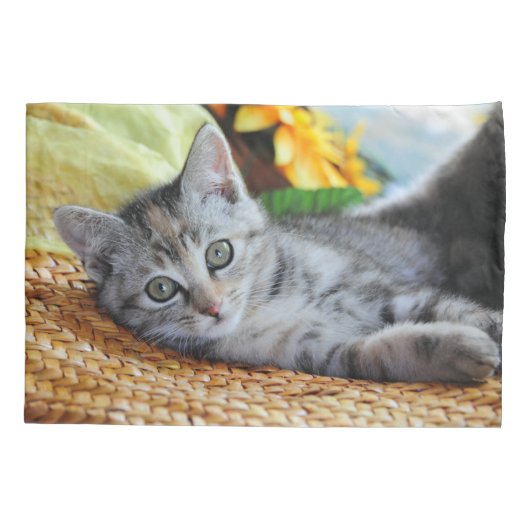 最も可愛い赤ん坊の動物 |キットンラウンジ 枕カバー (裏面)