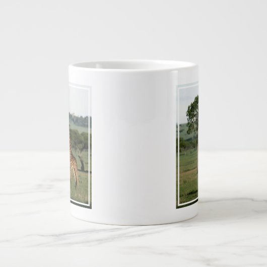 最も可愛い赤ん坊の動物 |キリン・カーフ&ママ ジャンボコーヒーマグカップ (正面)