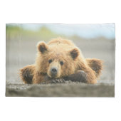 最も可愛い赤ん坊の動物 |コースタルブラウンベア 枕カバー (裏面)