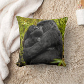 最も可愛い赤ん坊の動物 |ゴリラとベビー クッション (ブランケット)