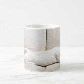 最も可愛い赤ん坊の動物 |スリーピーイエローラブラドール子犬 コーヒーマグカップ (中央)