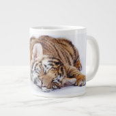 最も可愛い赤ん坊の動物 |スリーピーベビータイガーカッブ ジャンボコーヒーマグカップ (正面右)