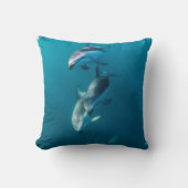 最も可愛い赤ん坊の動物 |ドルフィンファミリー クッション (正面)