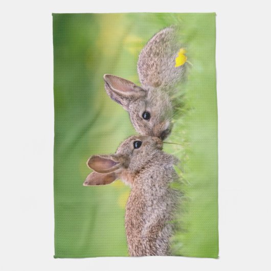 最も可愛い赤ん坊の動物 |バニーキス キッチンタオル (縦)