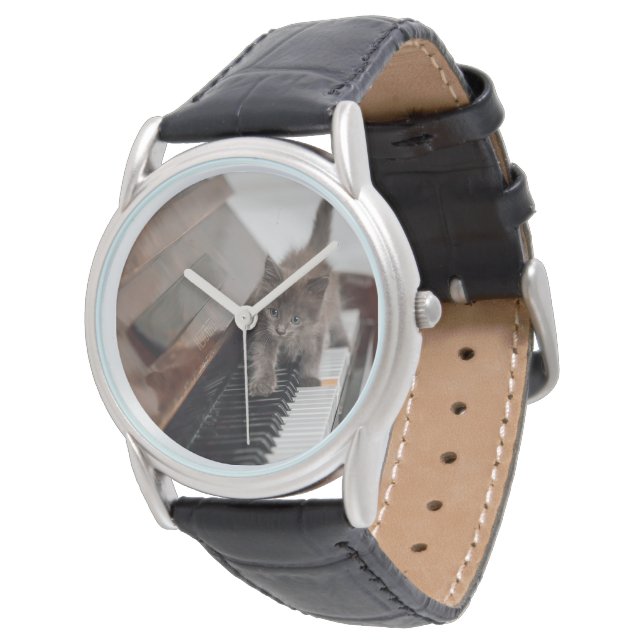最も可愛い赤ん坊の動物 |ピアノの子猫 腕時計 (アングル)