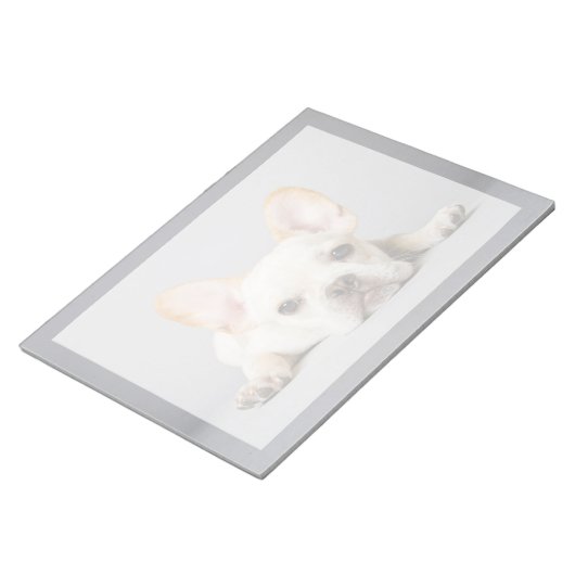 最も可愛い赤ん坊の動物 ブルドッグフランスのが横たわっていた|ブルドッグ ノートパッド (アングル)