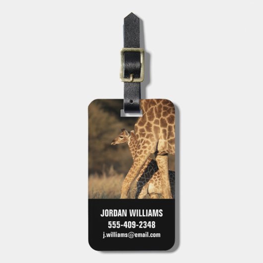 最も可愛い赤ん坊の動物 |ベビーキリンと親 ラゲッジタグ (正面縦)