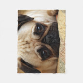 最も可愛い赤ん坊の動物 |ベビーパピー フリースブランケット (正面)