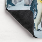 最も可愛い赤ん坊の動物 |ベビーペンギン食べ物を与えズ マウスパッド (コーナー)