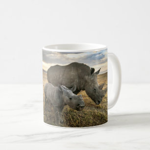 最も可愛い赤ん坊の動物 ホワイトRhino & Calf コーヒーマグカップ