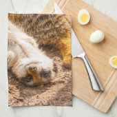 最も可愛い赤ん坊の動物 |メよくはしゃぐールカート キッチンタオル (四つ折り)