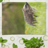 最も可愛い赤ん坊の動物 |ヨーロッパのヘッジホッグ キッチンタオル (折り畳み)