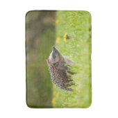 最も可愛い赤ん坊の動物 |ヨーロッパのヘッジホッグ バスマット (正面縦)