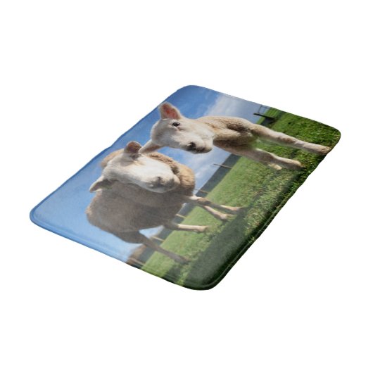 最も可愛い赤ん坊の動物 |ラム生まれたばかりのとママ バスマット (アングル)