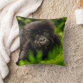 最も可愛い赤ん坊の動物 |乳児マウンテンゴリラ クッション (ブランケット)