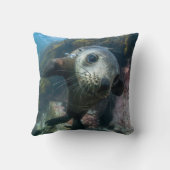 最も可愛い赤ん坊の動物 |水中ケープの毛皮シール クッション (裏面)