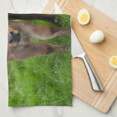 最も可愛い赤ん坊の動物 |牛と子牛 キッチンタオル (四つ折り)