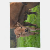 最も可愛い赤ん坊の動物 |牛と子牛 キッチンタオル (縦)