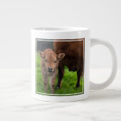 最も可愛い赤ん坊の動物 |牛と子牛 ジャンボコーヒーマグカップ (右)