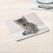 最も可愛い赤ん坊の動物 |舐める虎猫子猫 スクエアペーパーコースター (アングル)