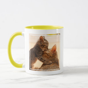 最も可愛い赤ん坊の動物 虎猫キッテンキス マグカップ