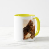 最も可愛い赤ん坊の動物 |虎猫キッテンキス マグカップ (正面右)