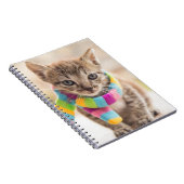 最も可愛い赤ん坊の動物 |虎猫キッテンレインボスカーフ ノートブック (右側)