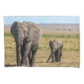最も可愛い赤ん坊の動物 |象の母とベビー 枕カバー (正面)