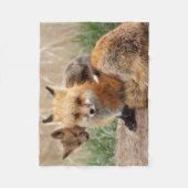 最も可愛い赤ん坊の動物 |赤いキツネとベビー フリースブランケット (正面)