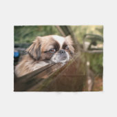 最も可愛い赤ん坊の動物 車の中のピーゲスの子犬|ピーゲス フリースブランケット (正面(横))