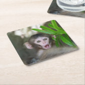 最も可愛い赤ん坊の動物 |驚いた雪猿 スクエアペーパーコースター (アングル)