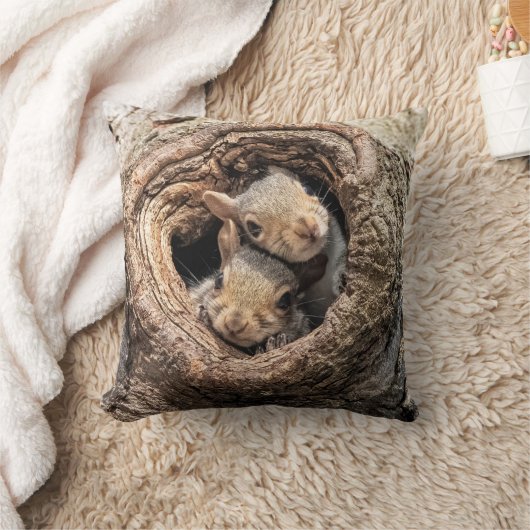 最も可愛い赤ん坊の動物 | 2人のリス クッション (ブランケット)