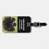 最も可愛い赤ん坊の動物 | 3つのチンパンジーのハグ ラゲッジタグ (正面横)