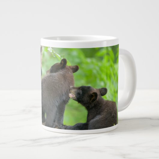 最も可愛い赤ん坊の動物 | 3つの黒いクマの子牛 ジャンボコーヒーマグカップ (正面右)