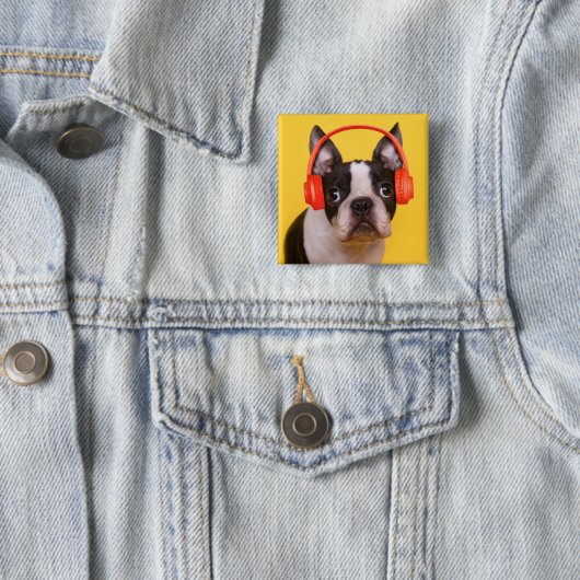 最も可愛い赤ん坊の動物 | Boston Terrier Headphones 缶バッジ (インサイチュ)