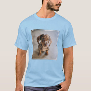 最も可愛い赤ん坊の動物 Brown Dachshund Puppy Tシャツ