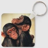 最も可愛い赤ん坊の動物 | Chimpanzee Hug キーホルダー (裏面)